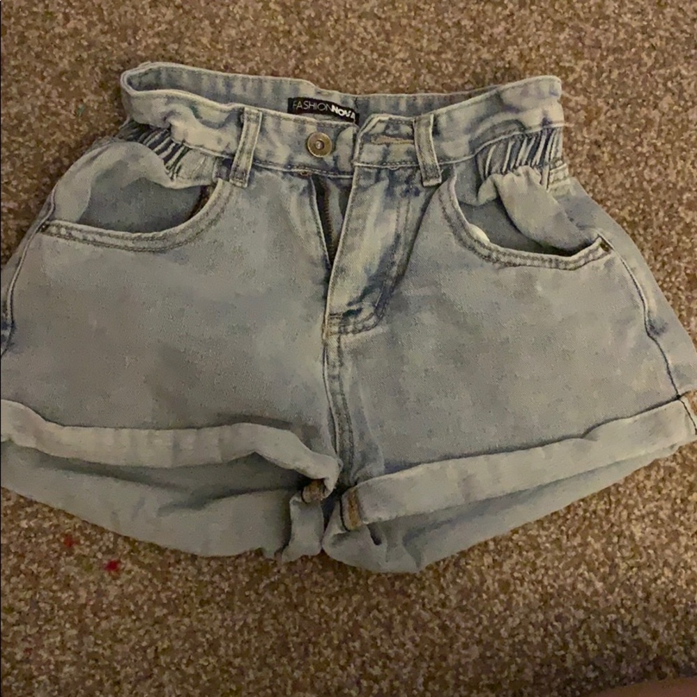 Fashion nova shorts